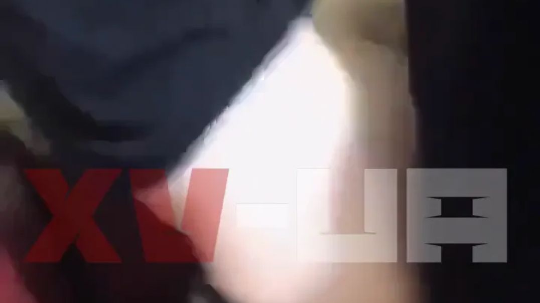 парниша выебал малолетнюю казашку в обе дырки снимая на телефон