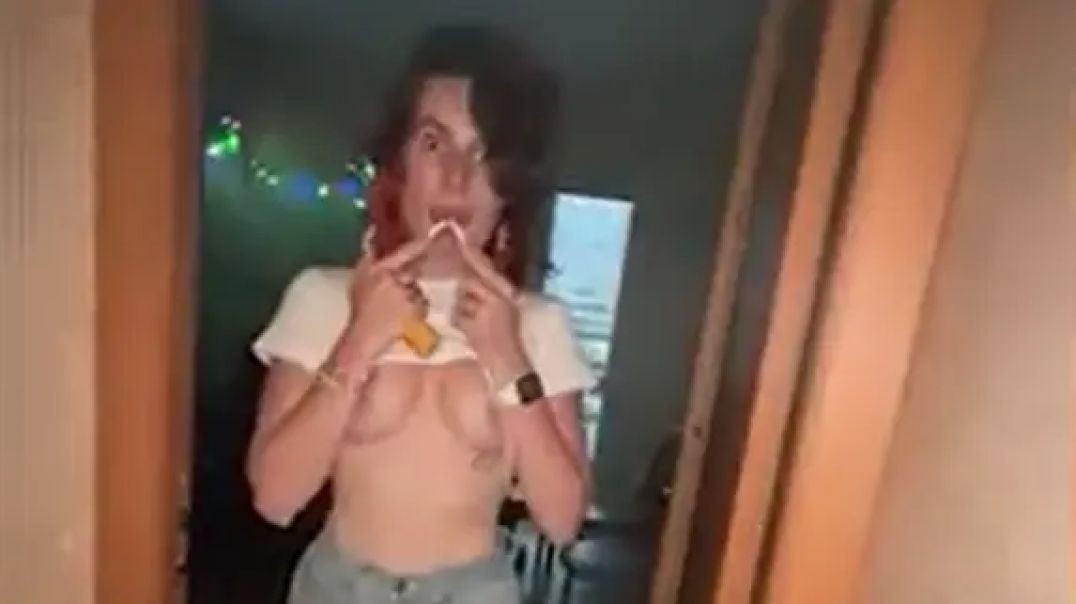 Накуренные, пьяные на русской вписке ⚡️ Парень дважды трахнул русскую малолетку на вписке