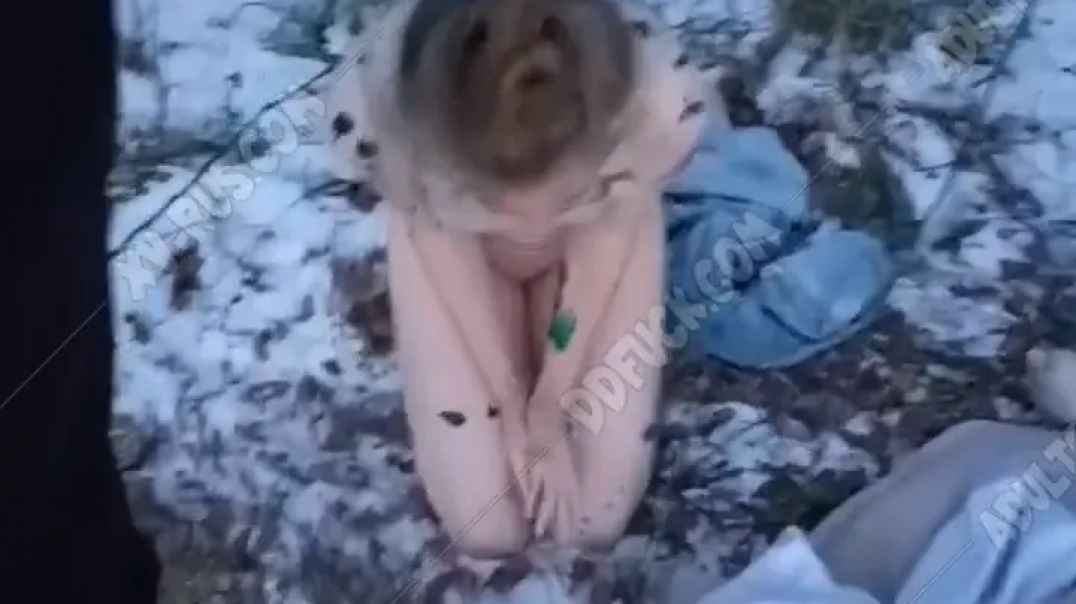 Закладчица принимает три хуя в дырки силой | Спортакус изнасиловали русскую наркокурьеру